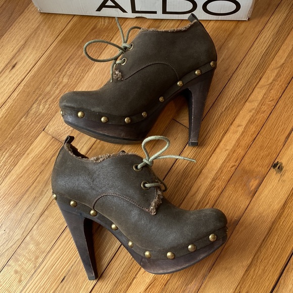 ALDO Grocott platform tie bootie. Dark Brown and Arny green laces. Size 37 - Picture 5 of 7